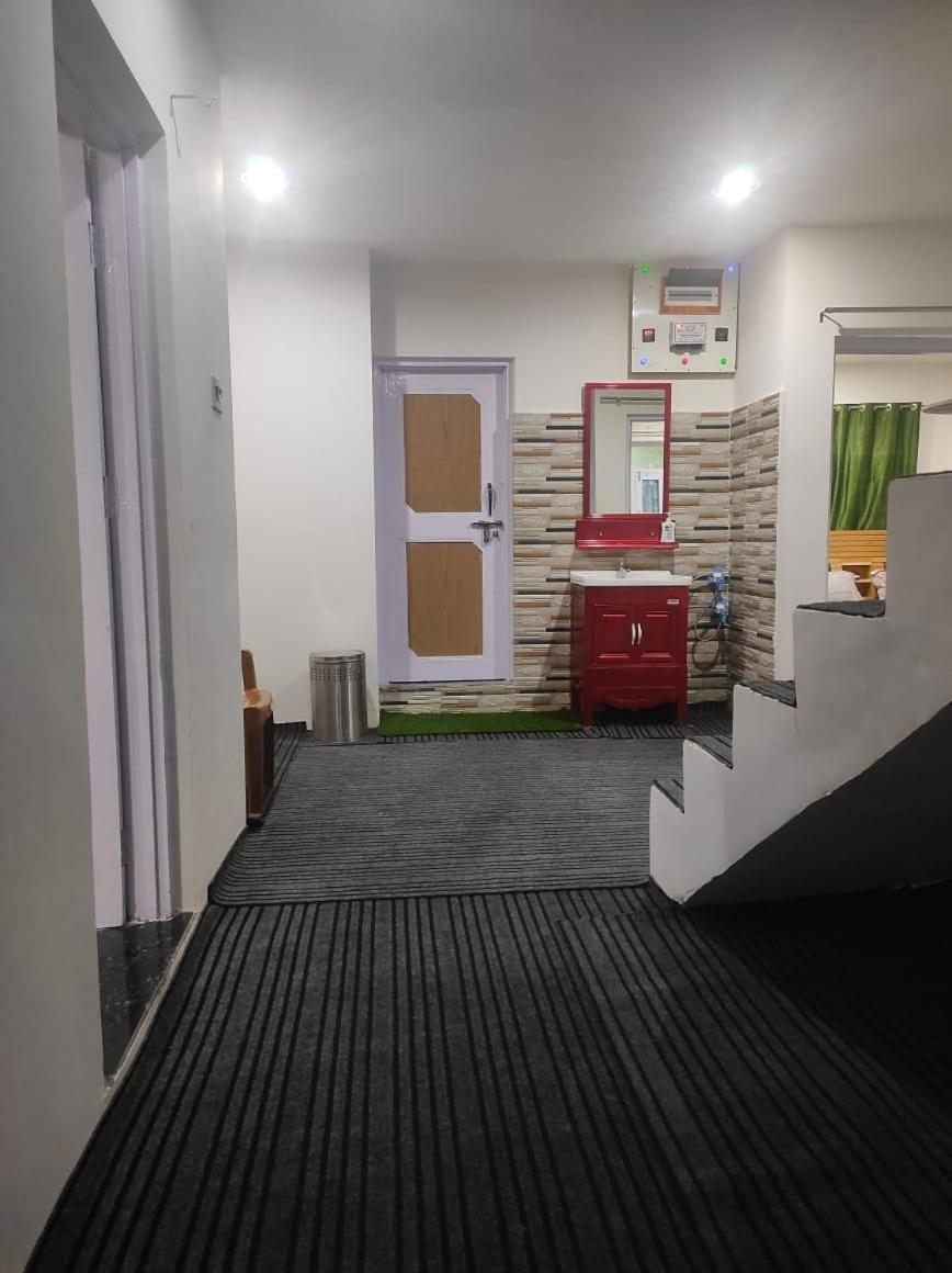New Delight Hotel Kanzalwan Extérieur photo